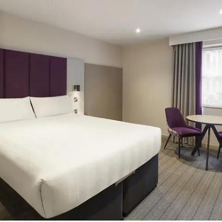 Modern En-Suite Near Croydon Town Centre And Metro Line Exteriör bild